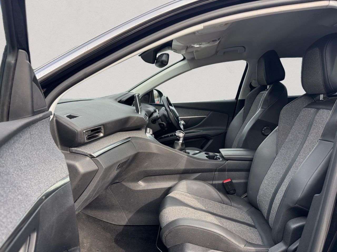 2020 PEUGEOT 5008 2020 PEUGEOT 5008