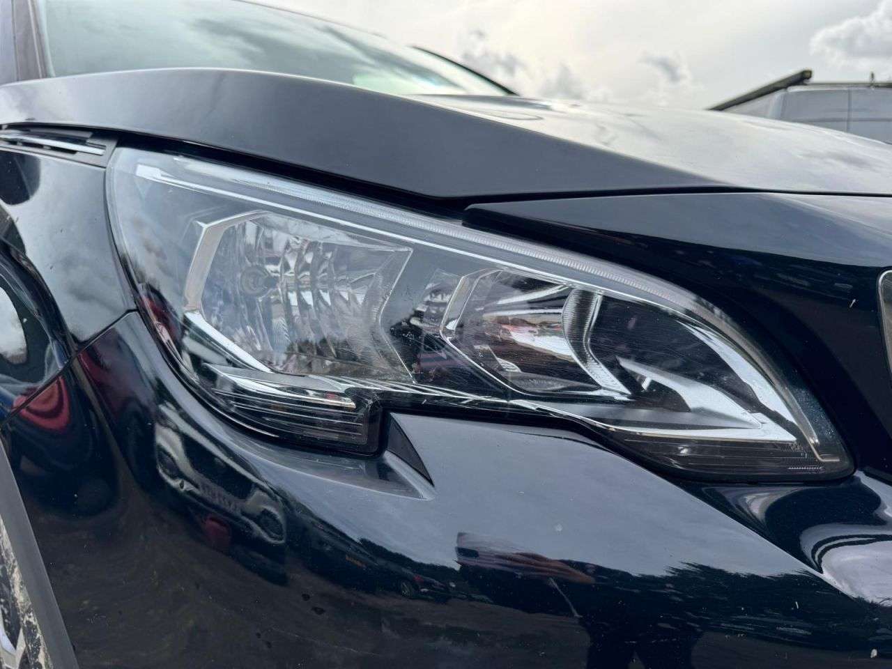 2020 PEUGEOT 5008 2020 PEUGEOT 5008