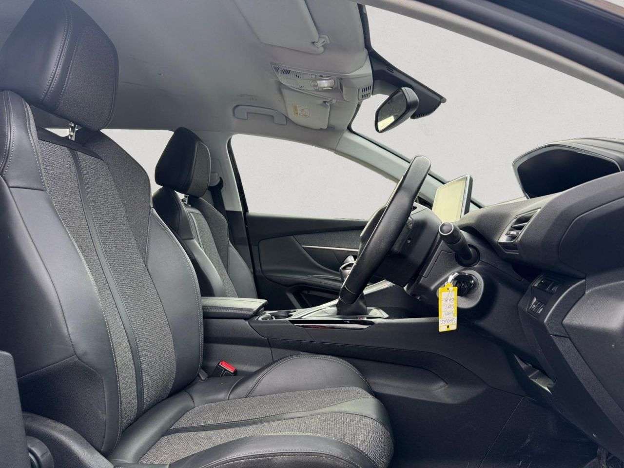 2020 PEUGEOT 5008 2020 PEUGEOT 5008