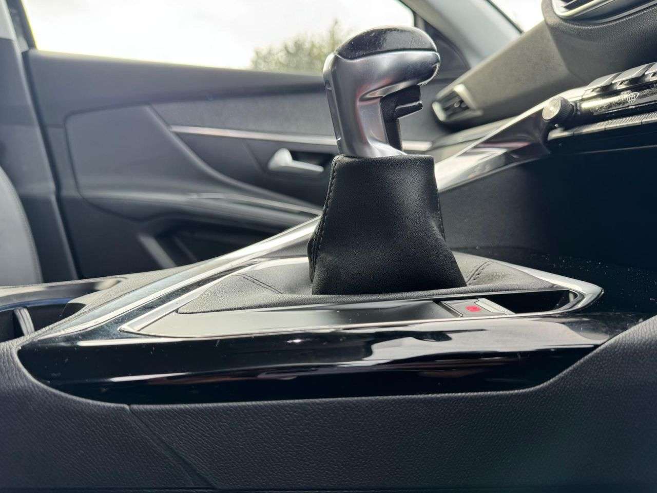 2020 PEUGEOT 5008 2020 PEUGEOT 5008