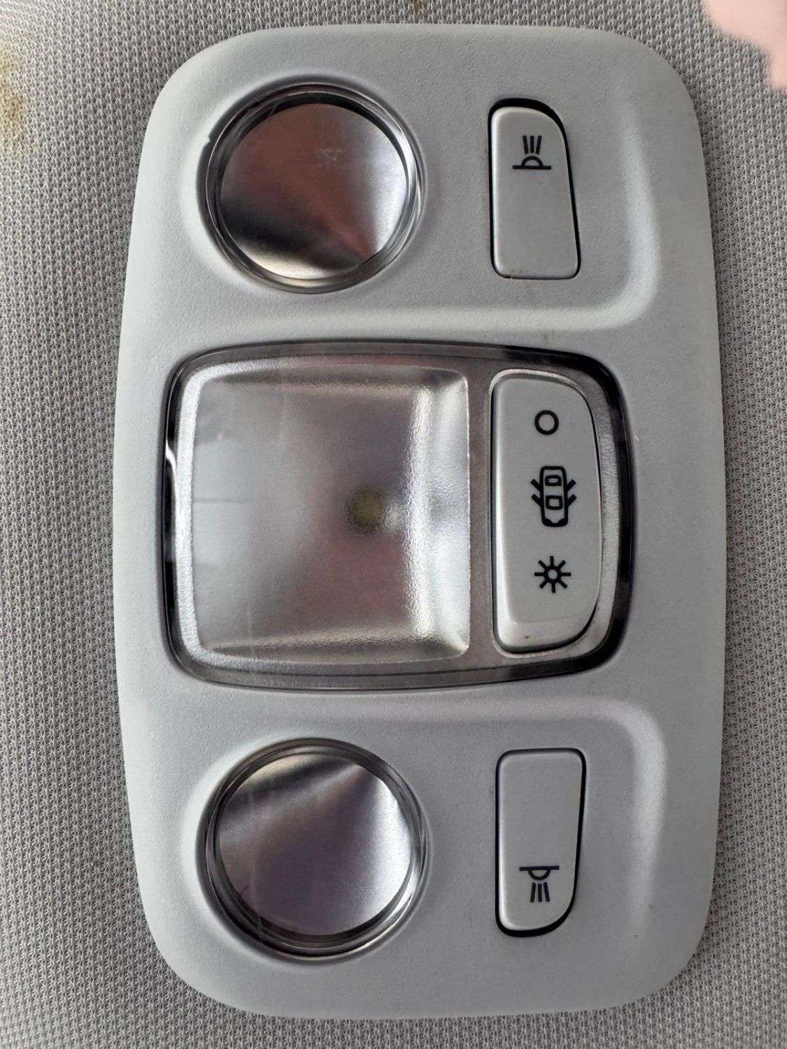 2020 PEUGEOT 5008 2020 PEUGEOT 5008
