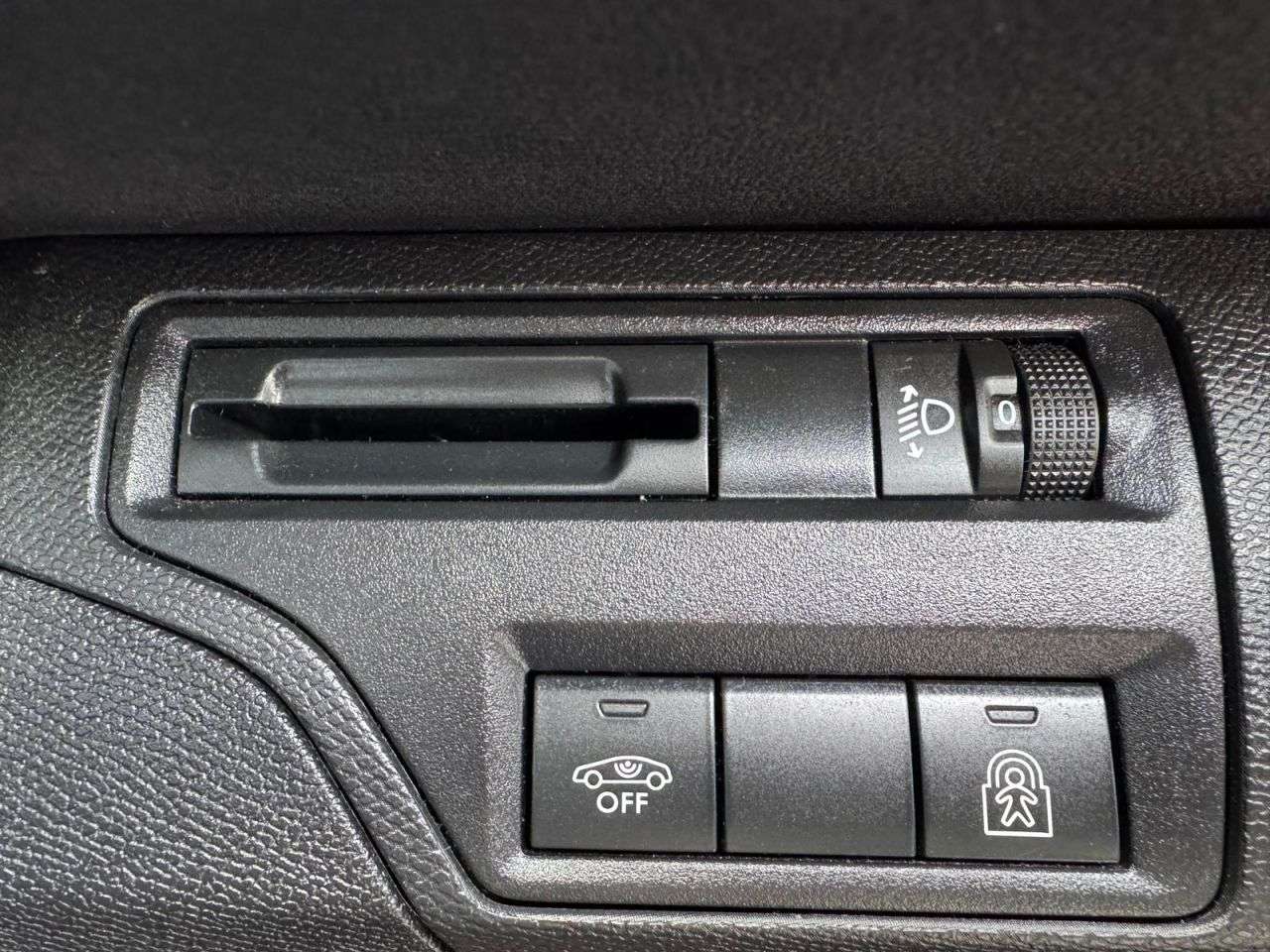 2020 PEUGEOT 5008 2020 PEUGEOT 5008