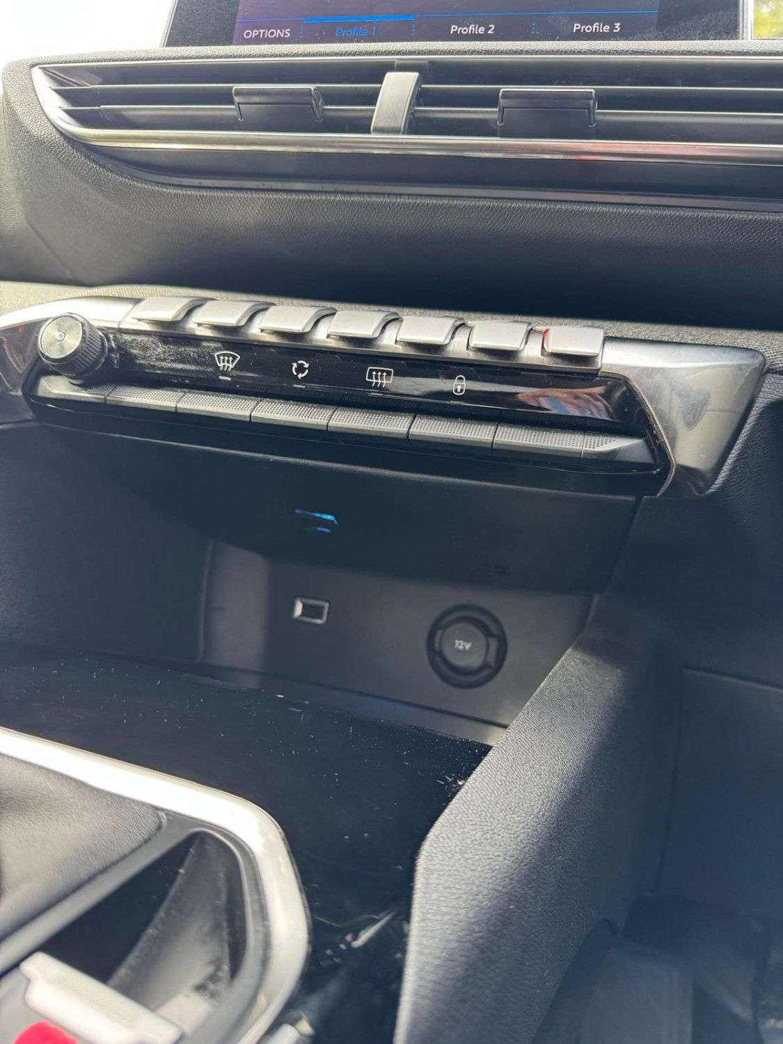 2020 PEUGEOT 5008 2020 PEUGEOT 5008