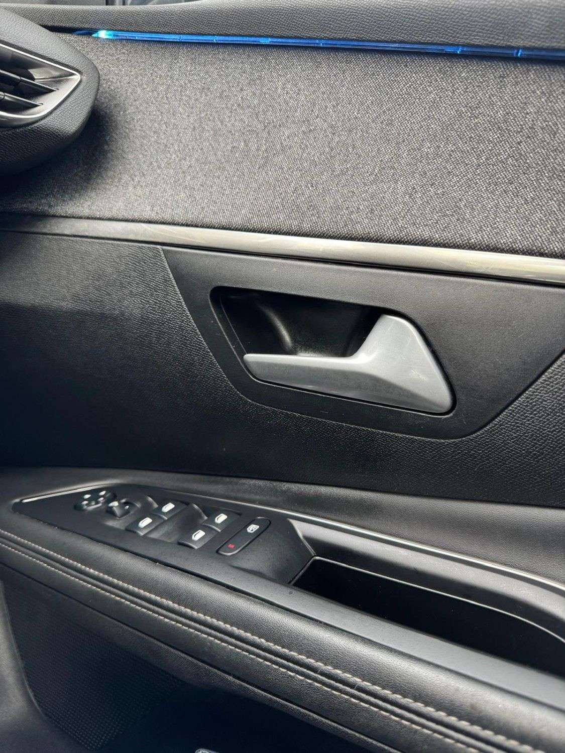 2020 PEUGEOT 5008 2020 PEUGEOT 5008