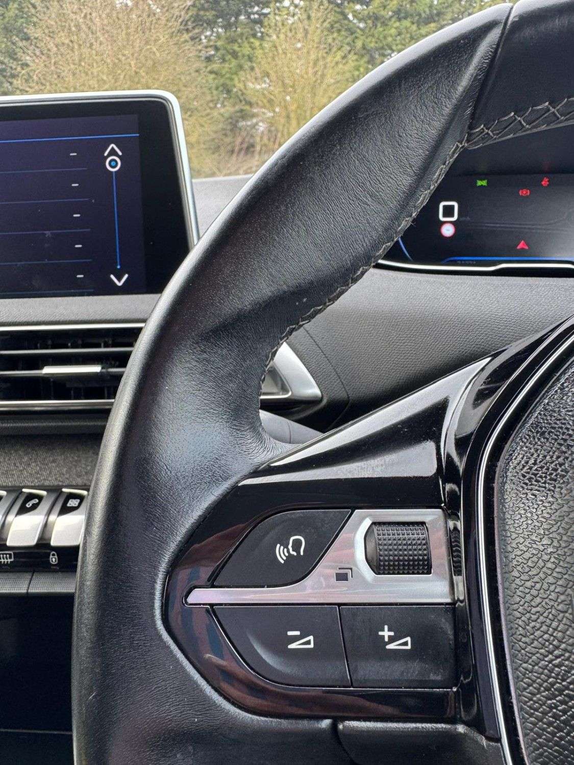 2020 PEUGEOT 5008 2020 PEUGEOT 5008