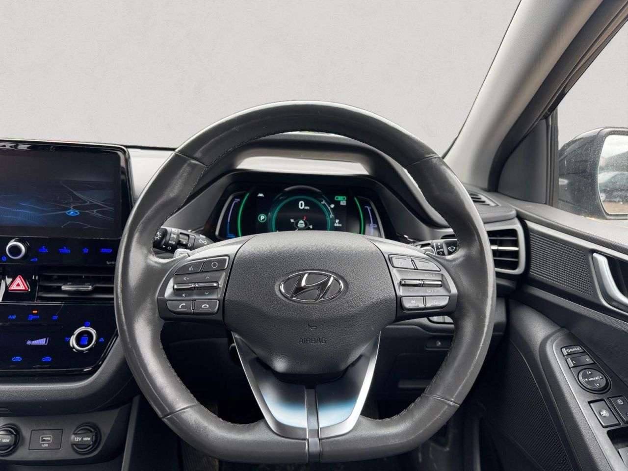 2022 HYUNDAI IONIQ 2022 HYUNDAI IONIQ