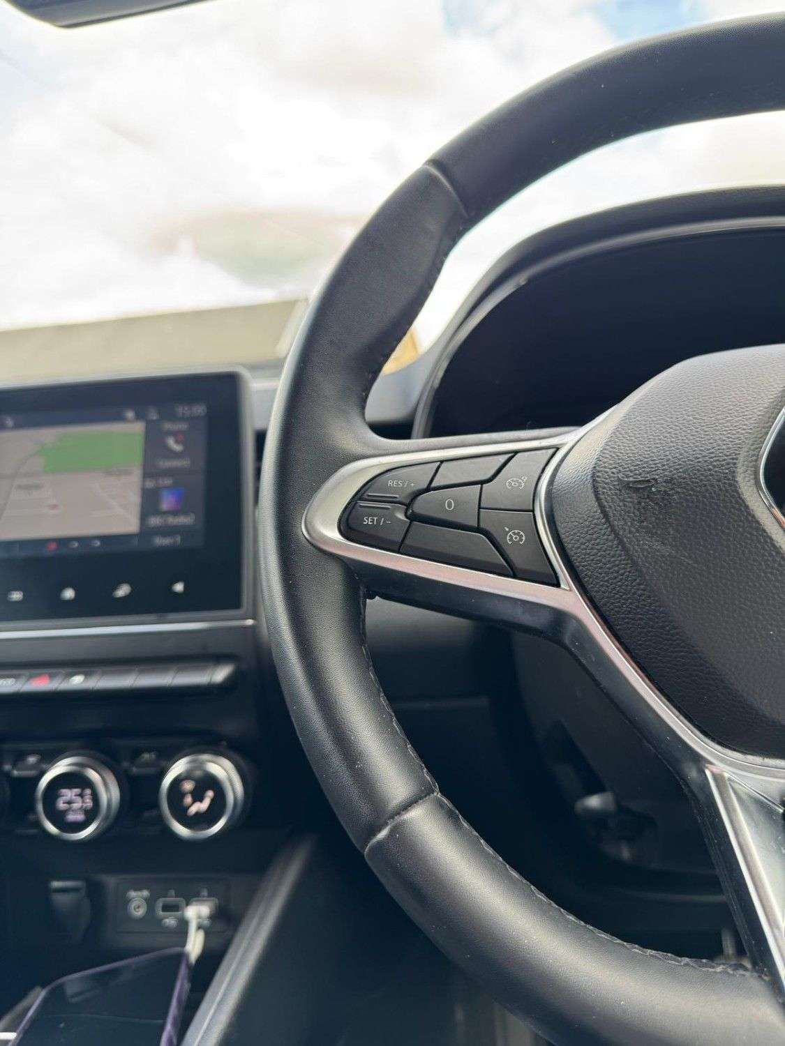 2023 RENAULT CLIO 2023 RENAULT CLIO