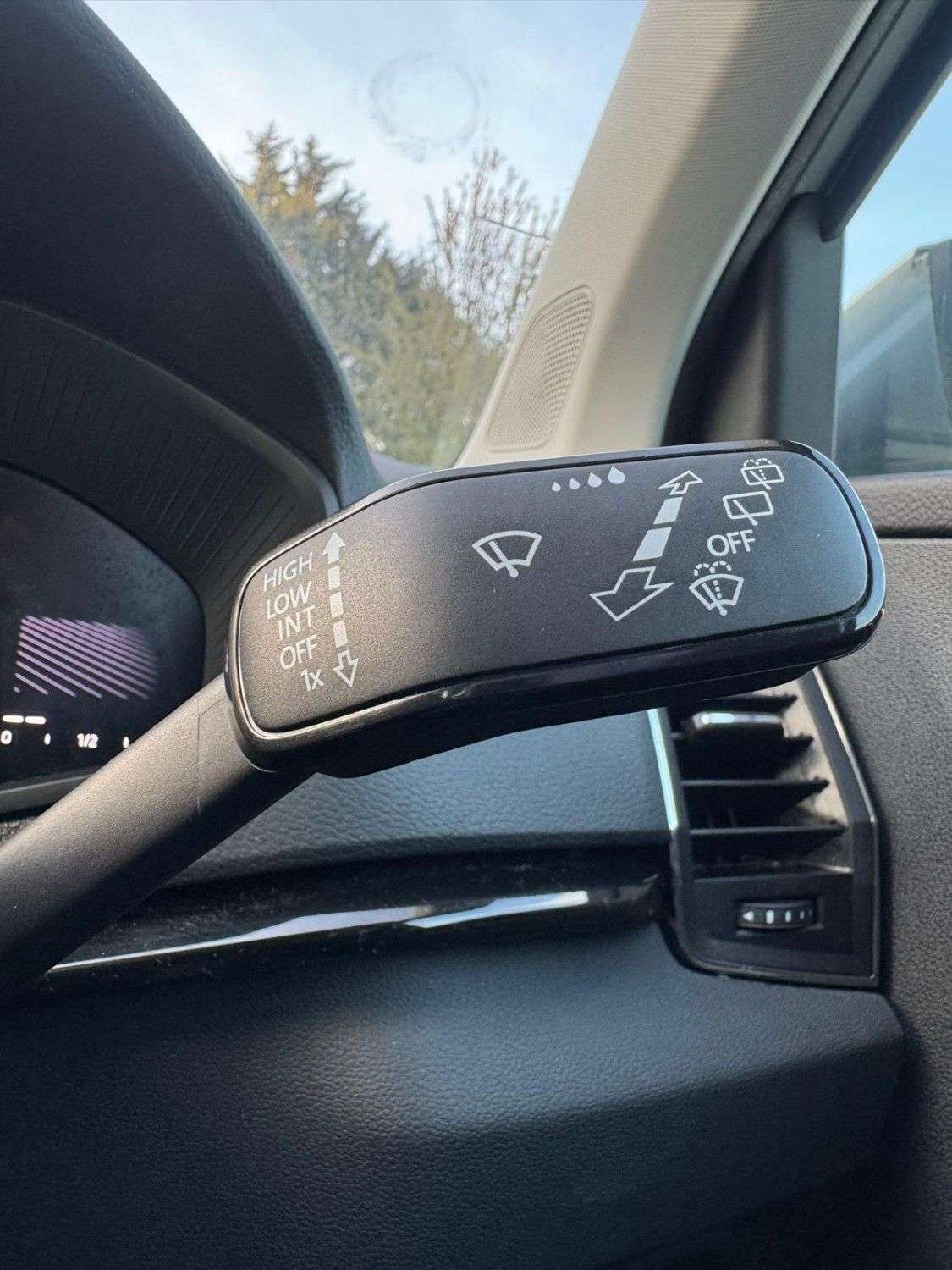 2023 SKODA KAROQ 2023 SKODA KAROQ