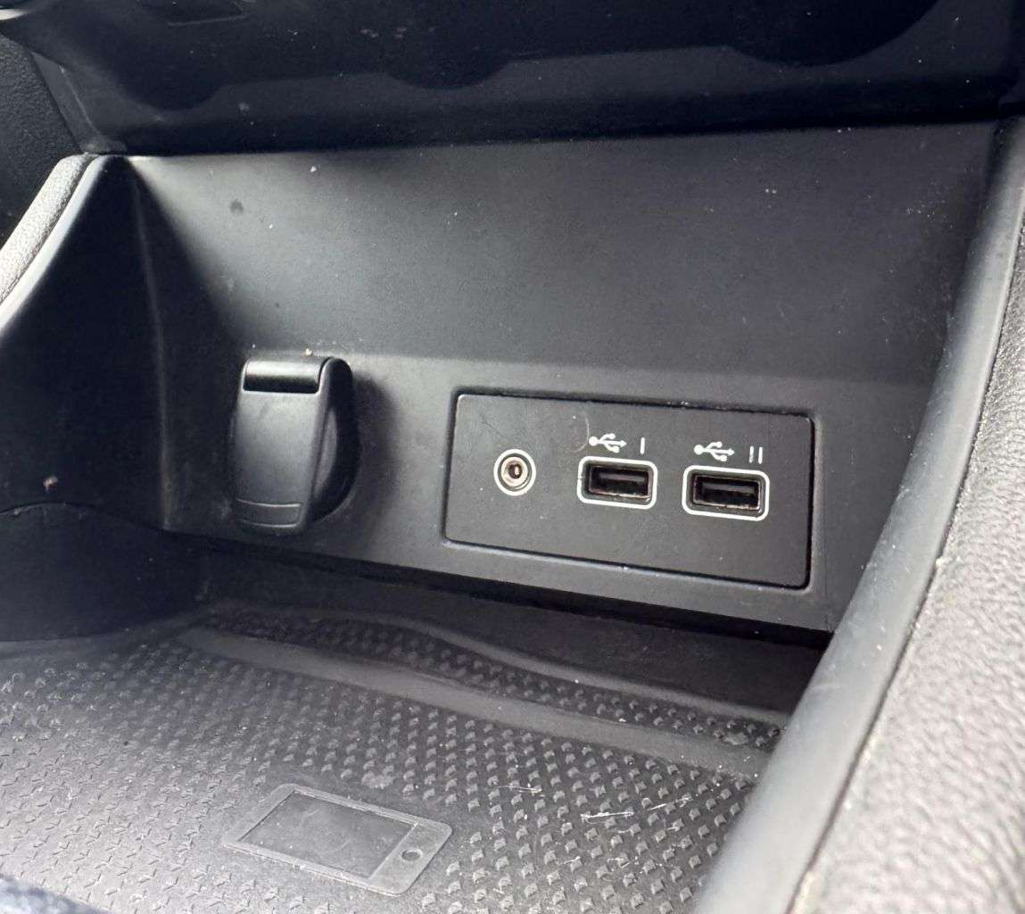 2024 RENAULT CAPTUR 2024 RENAULT CAPTUR