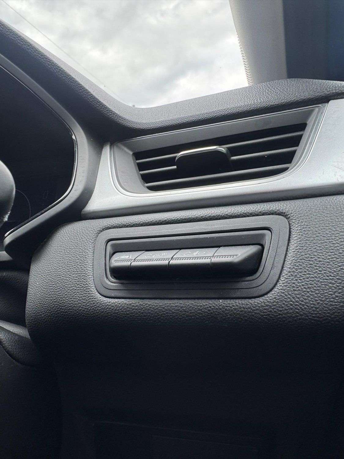 2024 RENAULT CAPTUR 2024 RENAULT CAPTUR