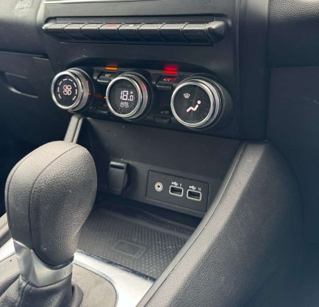 2024 RENAULT CAPTUR 2024 RENAULT CAPTUR