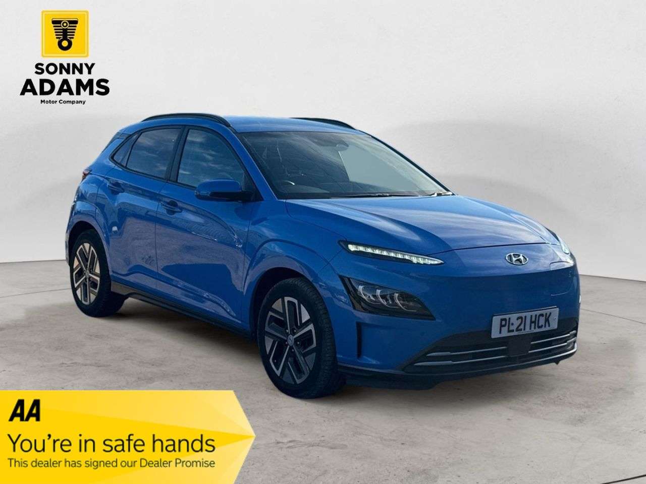 A 2021 HYUNDAI KONA 39kWh Premium SUV 5dr Electric Auto (10.5kW Charger) (136 ps) A 2021 HYUNDAI KONA 39kWh Premium SUV 5dr Electric Auto (10.5kW Charger) (136 ps)