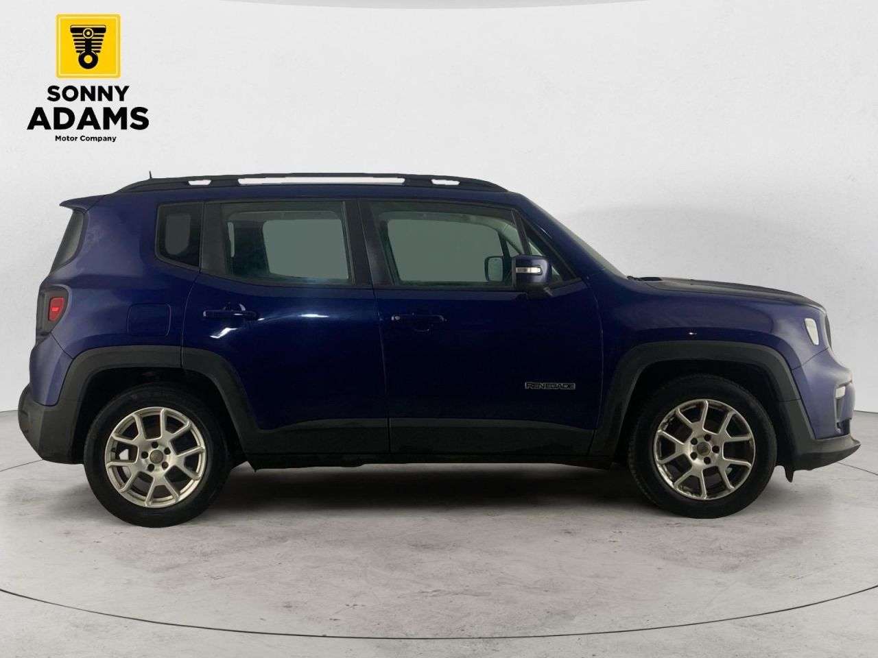 A 2019 JEEP RENEGADE 1.0 GSE T3 Longitude SUV 5dr Petrol Manual Euro 6 (s/s) (120 ps) A 2019 JEEP RENEGADE 1.0 GSE T3 Longitude SUV 5dr Petrol Manual Euro 6 (s/s) (120 ps)