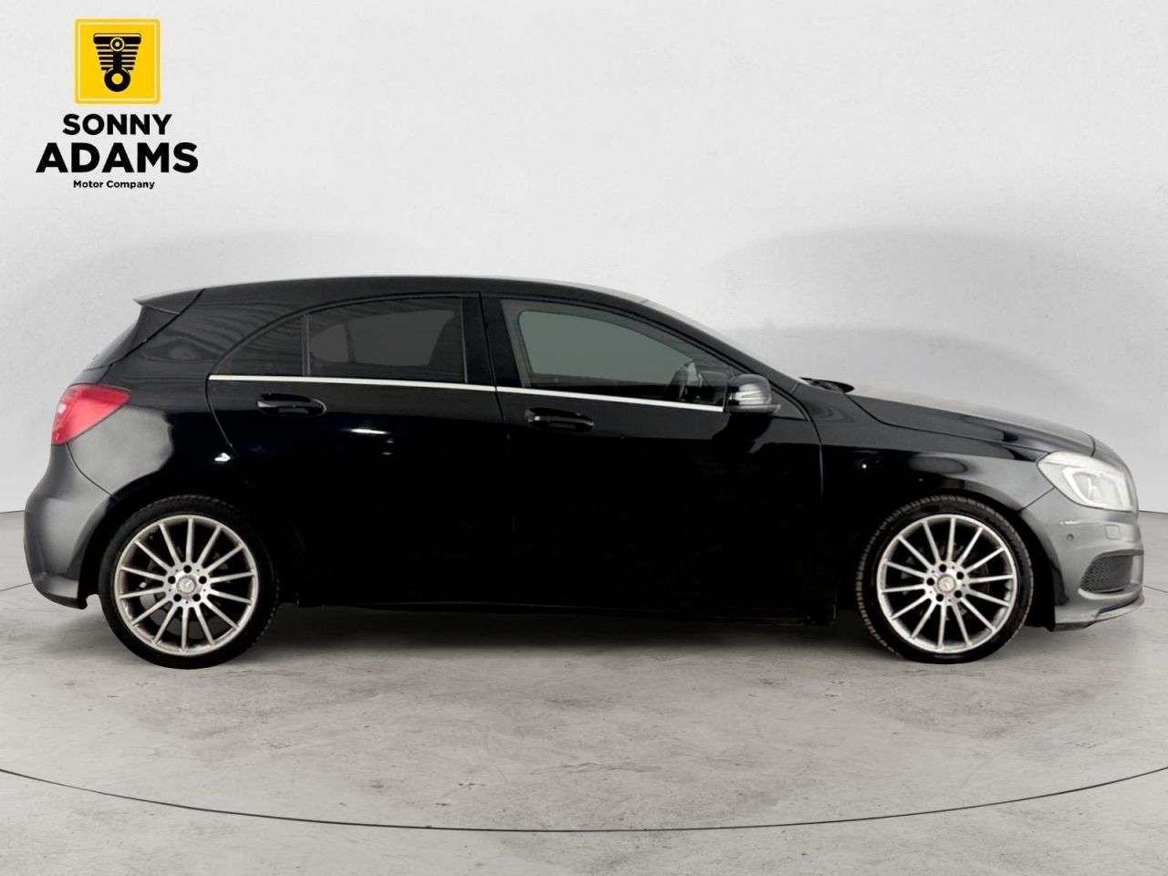 A 2014 MERCEDES-BENZ A CLASS 1.8 A200 CDI AMG Sport Hatchback 5dr Diesel 7G-DCT Euro 5 (s/s) (136 ps) A 2014 MERCEDES-BENZ A CLASS 1.8 A200 CDI AMG Sport Hatchback 5dr Diesel 7G-DCT Euro 5 (s/s) (136 ps)