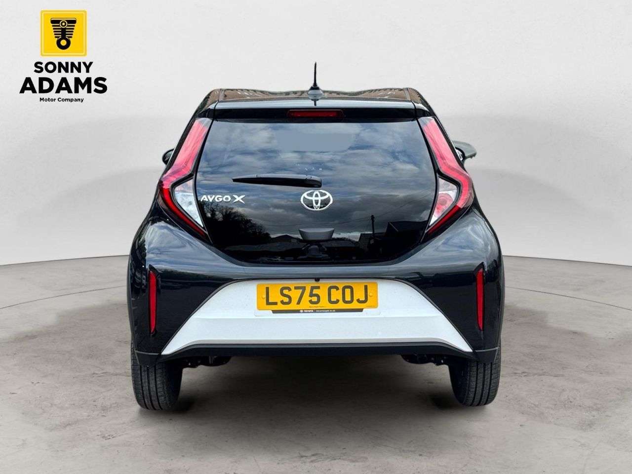 2025 TOYOTA AYGO X 2025 TOYOTA AYGO X