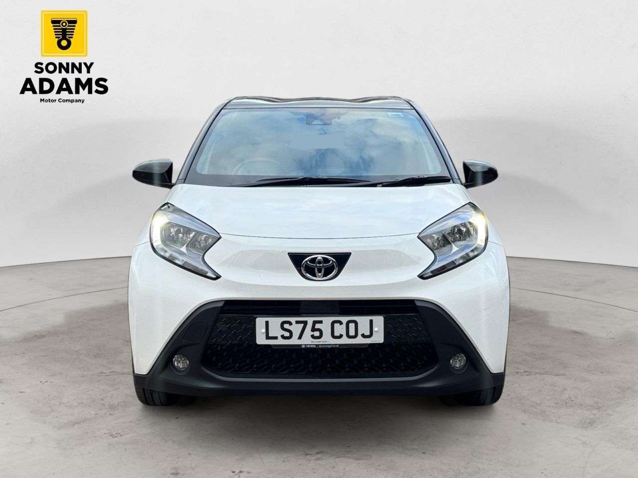 A 2025 TOYOTA AYGO X 1.0 VVT-i Edge Hatchback 5dr Petrol Manual Euro 6 (s/s) (72 ps) A 2025 TOYOTA AYGO X 1.0 VVT-i Edge Hatchback 5dr Petrol Manual Euro 6 (s/s) (72 ps)