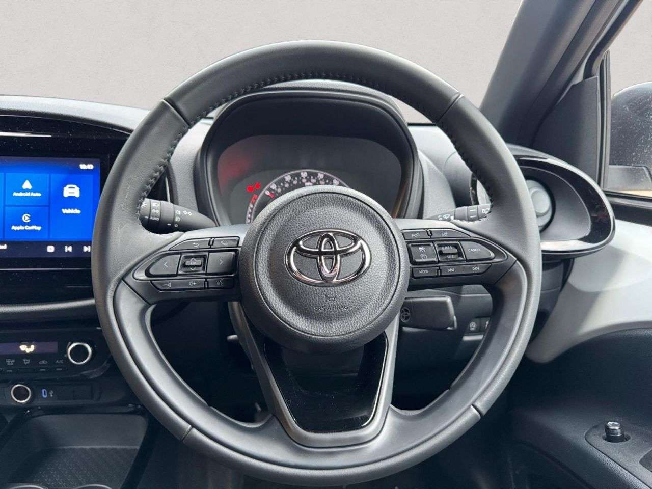 2025 TOYOTA AYGO X 2025 TOYOTA AYGO X