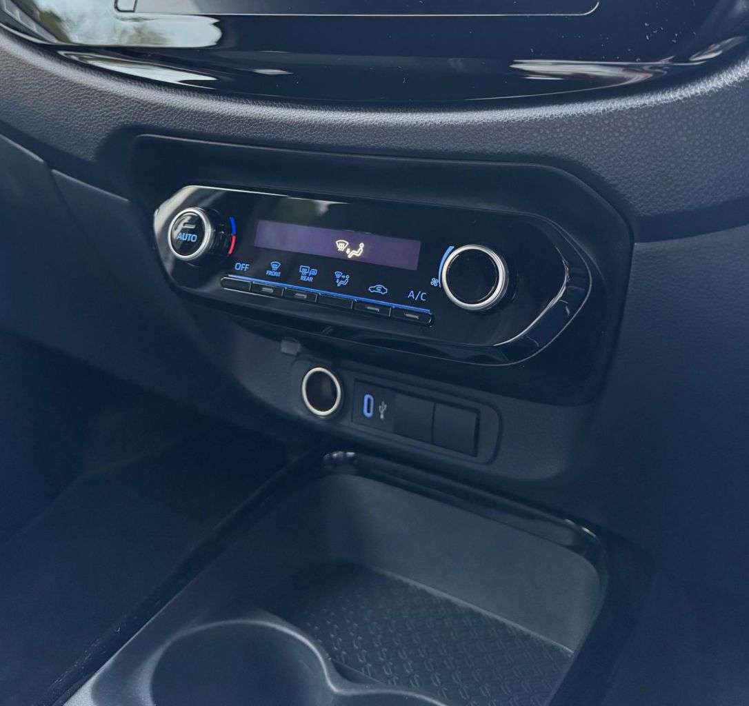 2025 TOYOTA AYGO X 2025 TOYOTA AYGO X