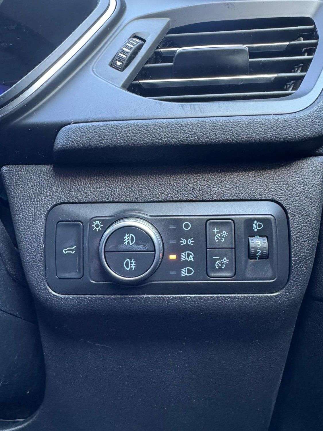 2021 FORD KUGA 2021 FORD KUGA