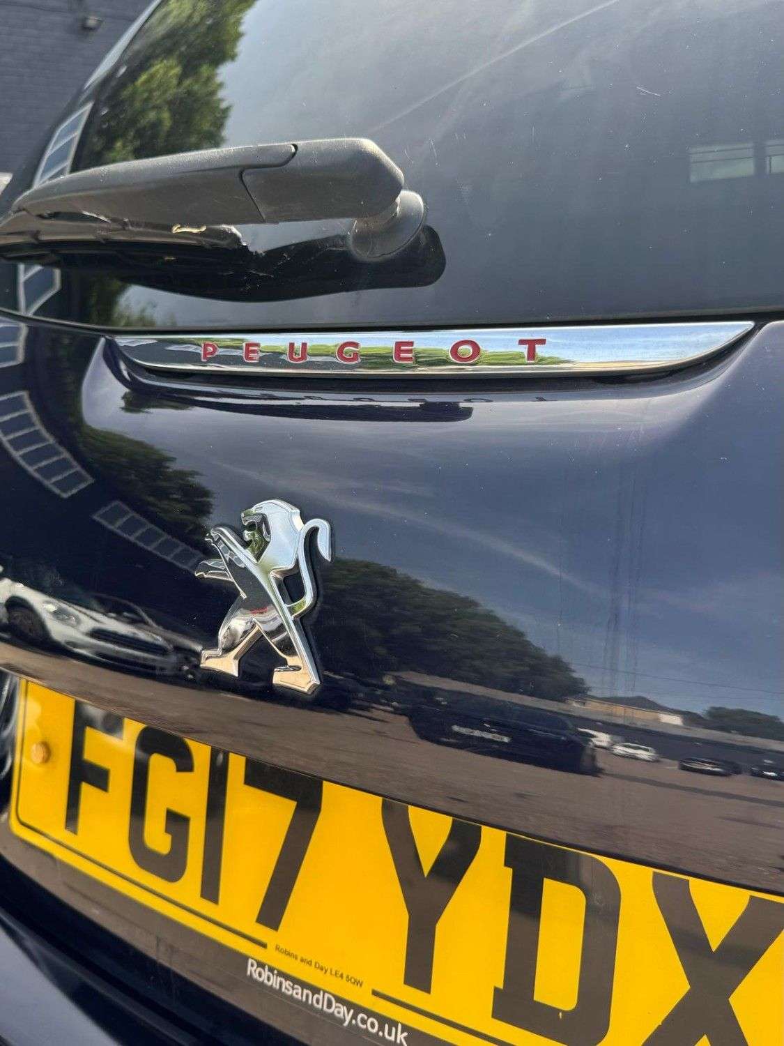 2017 PEUGEOT 208 2017 PEUGEOT 208