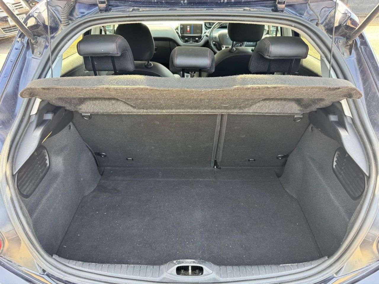 2017 PEUGEOT 208 2017 PEUGEOT 208