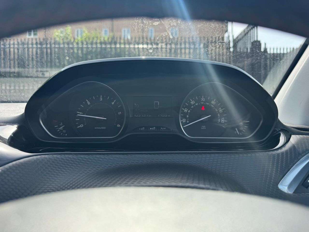 2017 PEUGEOT 208 2017 PEUGEOT 208