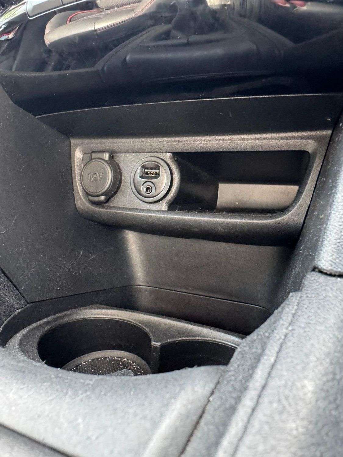 2017 PEUGEOT 208 2017 PEUGEOT 208
