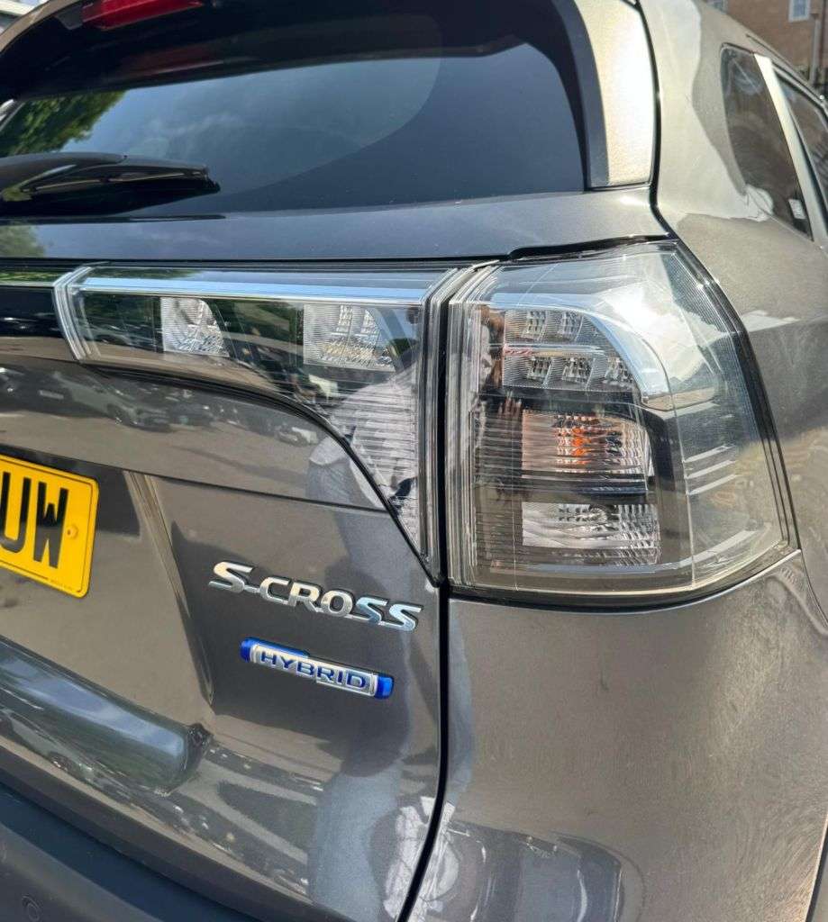 2023 SUZUKI S-CROSS 2023 SUZUKI S-CROSS