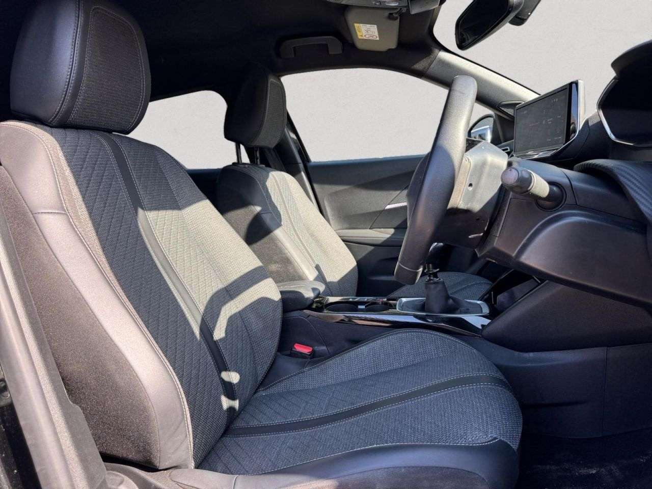 2025 PEUGEOT 2008 2025 PEUGEOT 2008