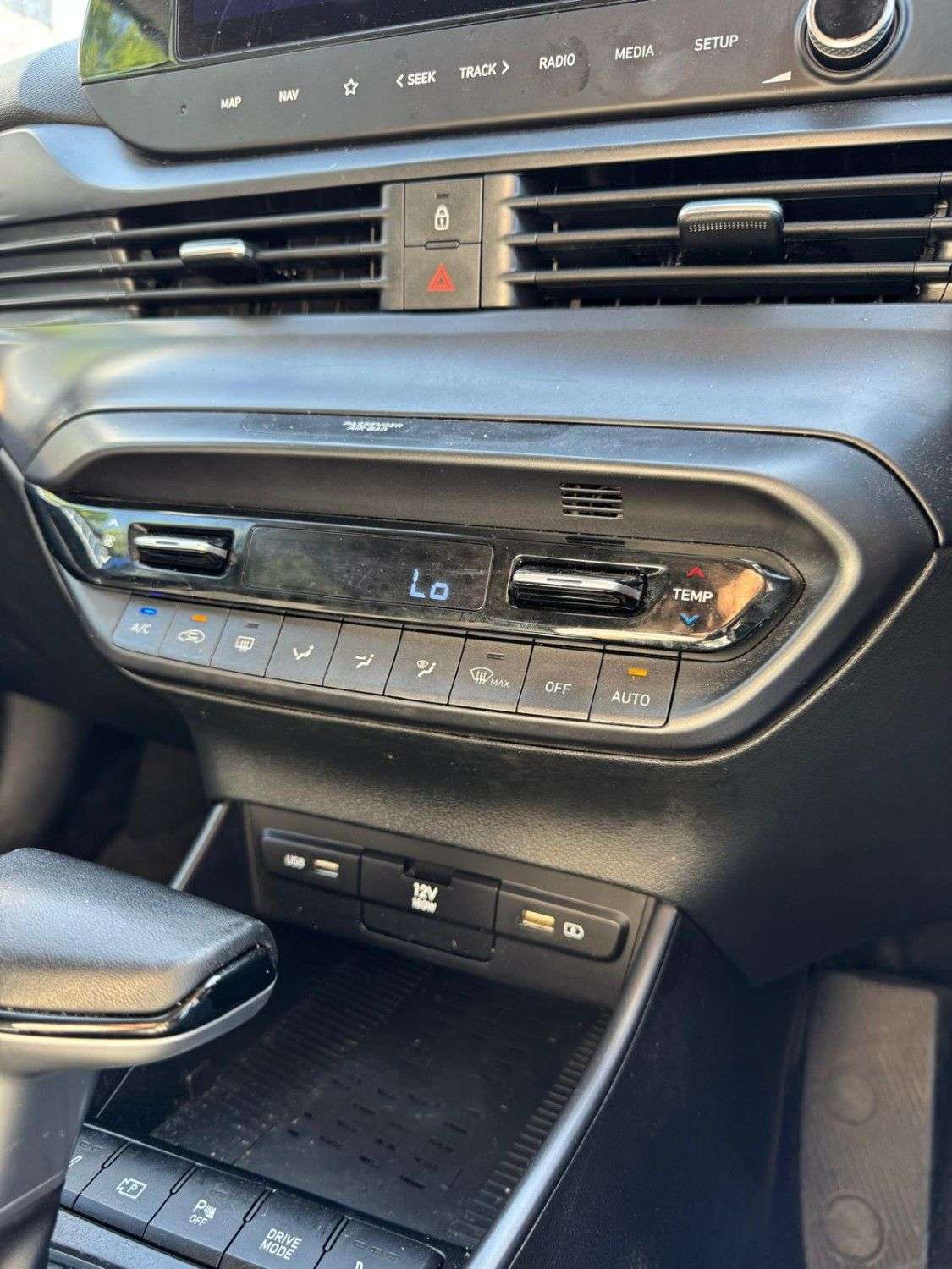 2024 HYUNDAI BAYON 2024 HYUNDAI BAYON