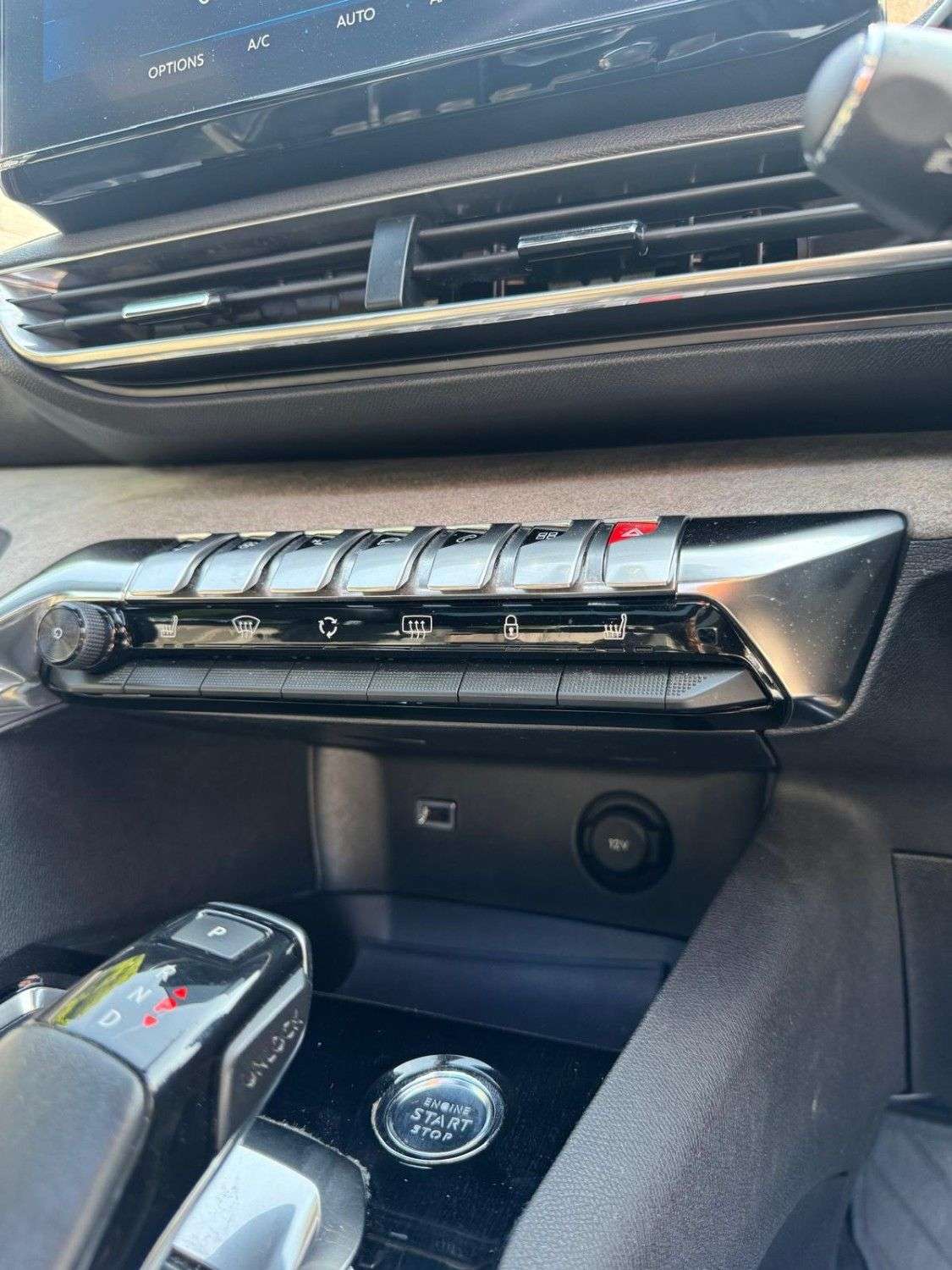 2021 PEUGEOT 3008 2021 PEUGEOT 3008