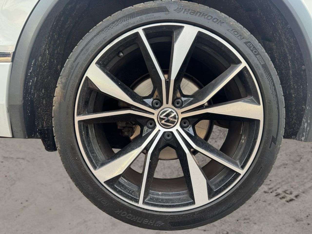 2021 VOLKSWAGEN TIGUAN 2021 VOLKSWAGEN TIGUAN