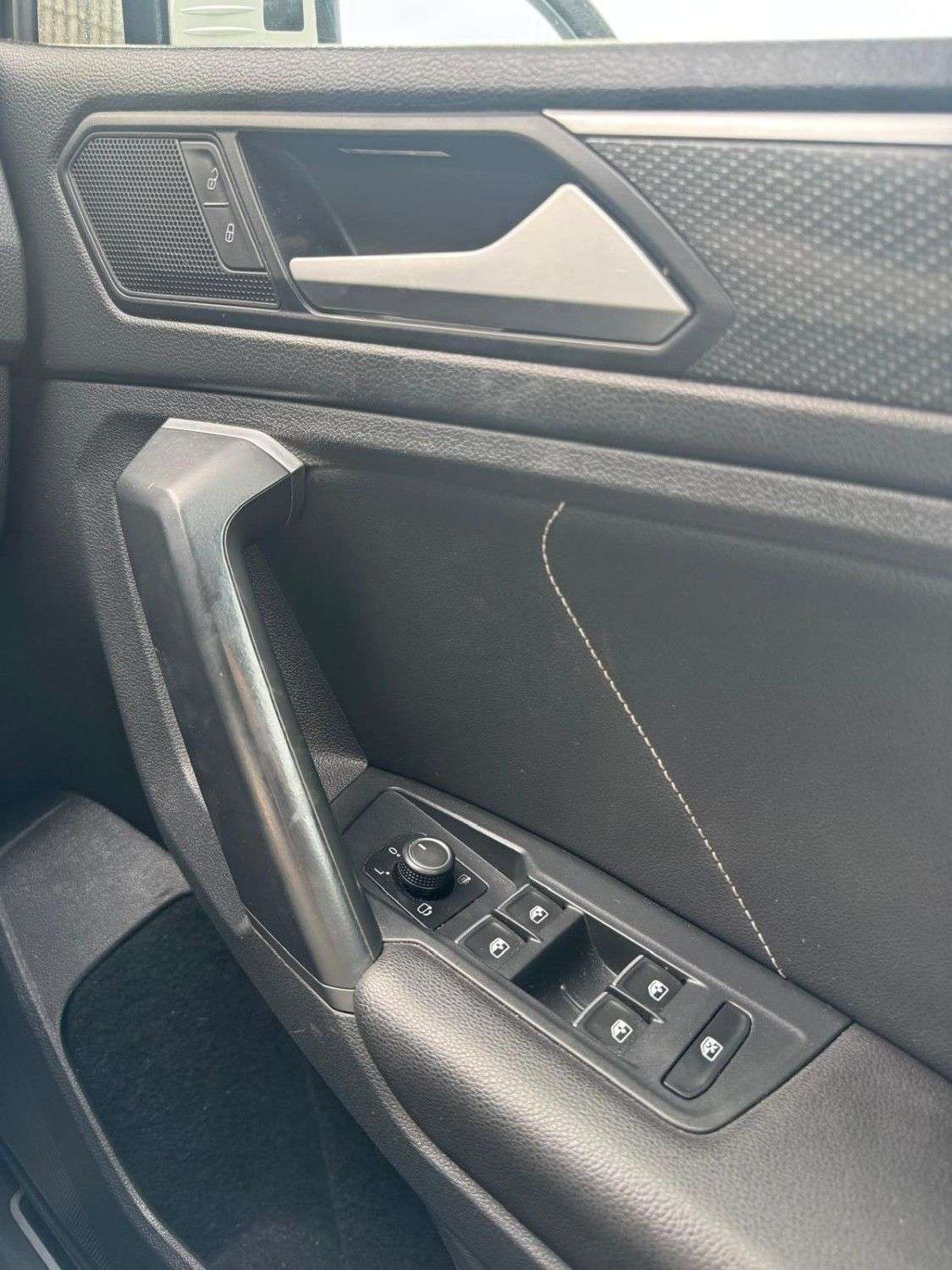 2021 VOLKSWAGEN TIGUAN 2021 VOLKSWAGEN TIGUAN