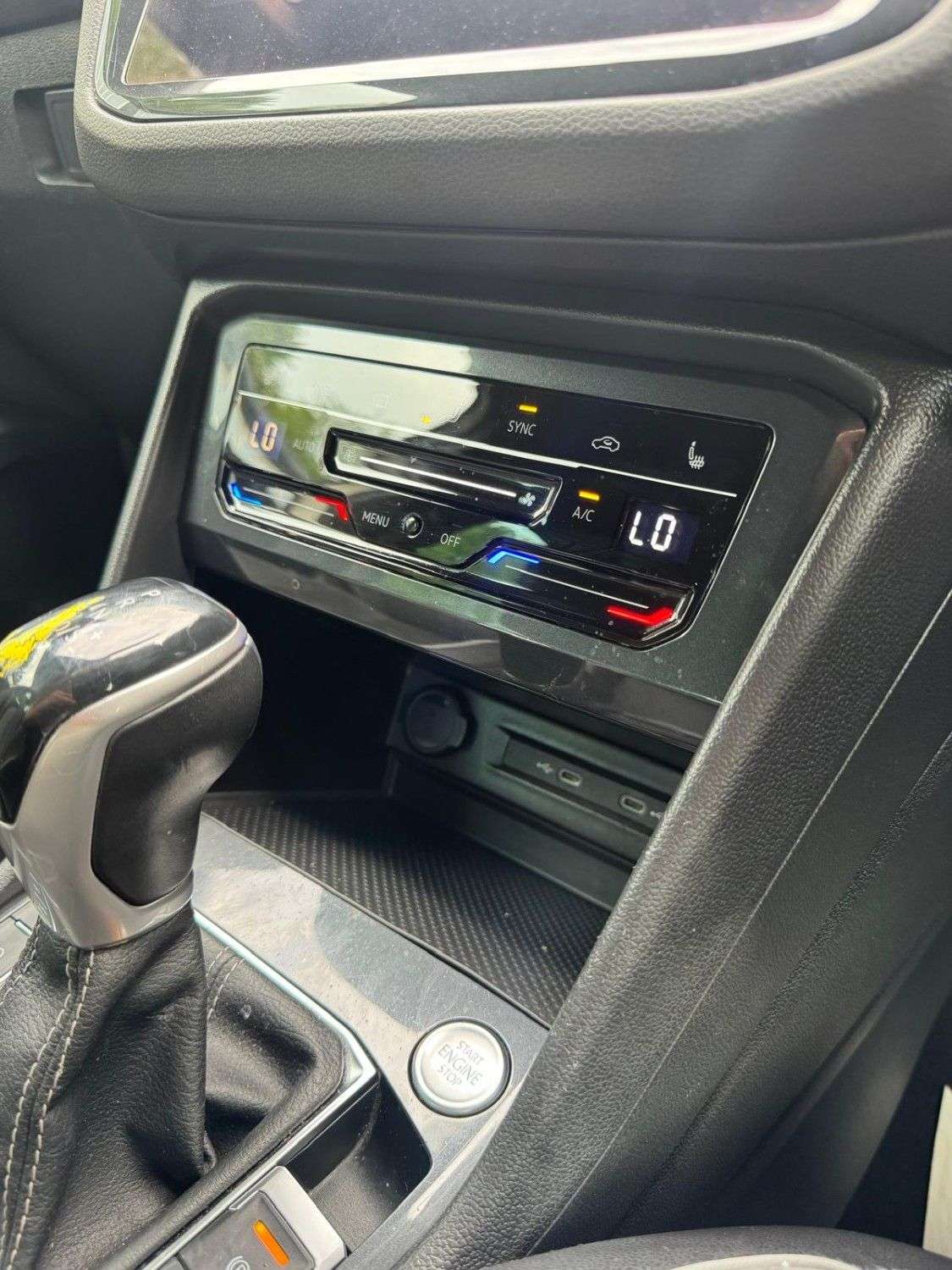 2021 VOLKSWAGEN TIGUAN 2021 VOLKSWAGEN TIGUAN