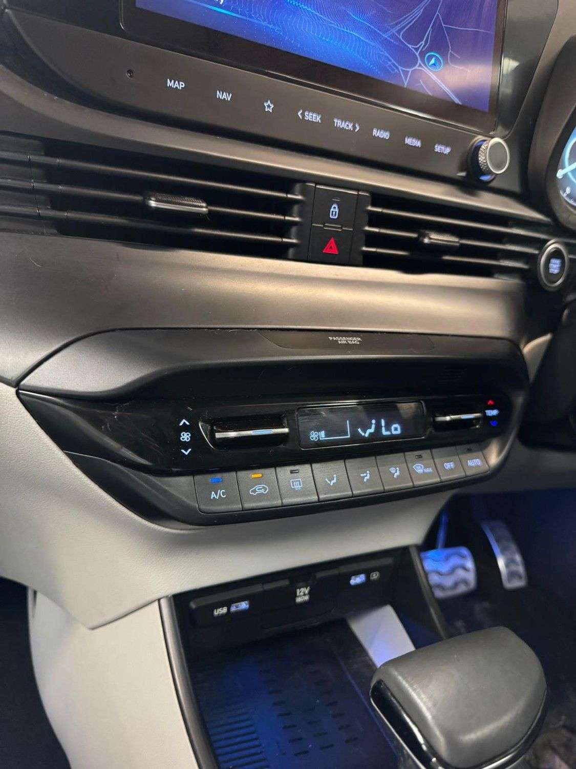 2024 HYUNDAI BAYON 2024 HYUNDAI BAYON