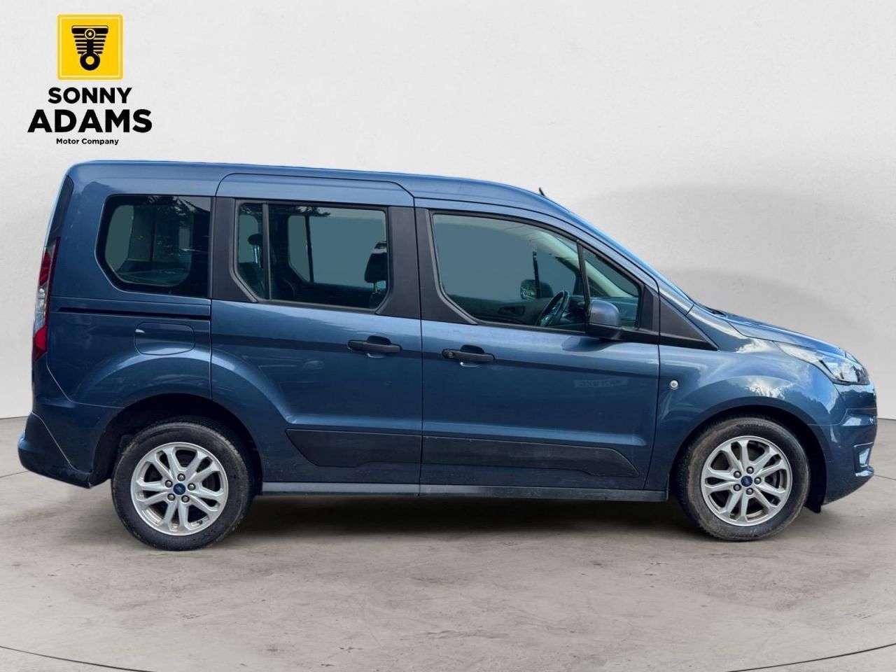 A 2021 FORD TOURNEO CONNECT 1.5 EcoBlue Zetec MPV 5dr Diesel Manual Euro 6 (s/s) (120 ps) A 2021 FORD TOURNEO CONNECT 1.5 EcoBlue Zetec MPV 5dr Diesel Manual Euro 6 (s/s) (120 ps)