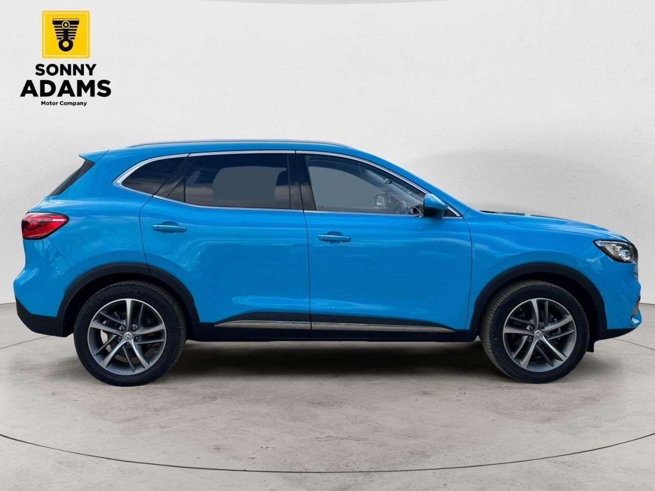 A 2022 MG MG HS 1.5 T-GDI Exclusive SUV 5dr Petrol DCT Euro 6 (s/s) (162 ps) A 2022 MG MG HS 1.5 T-GDI Exclusive SUV 5dr Petrol DCT Euro 6 (s/s) (162 ps)