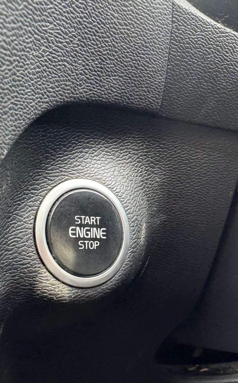 2021 VOLVO XC40 2021 VOLVO XC40