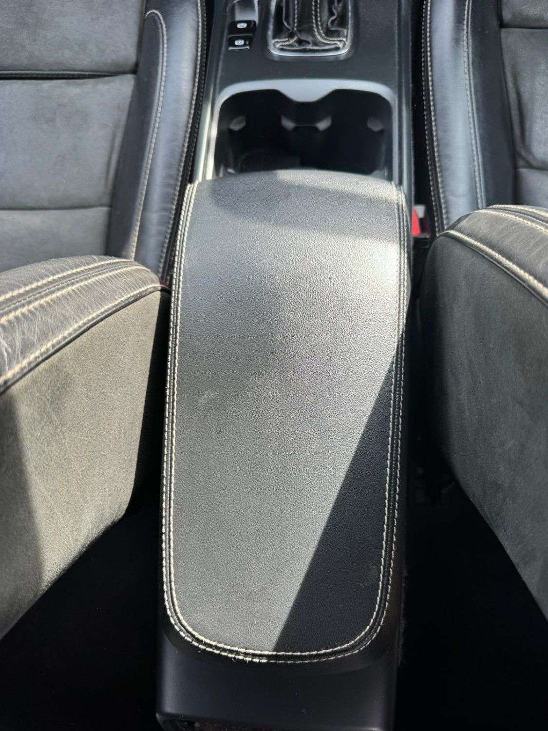 2021 VOLVO XC40 2021 VOLVO XC40