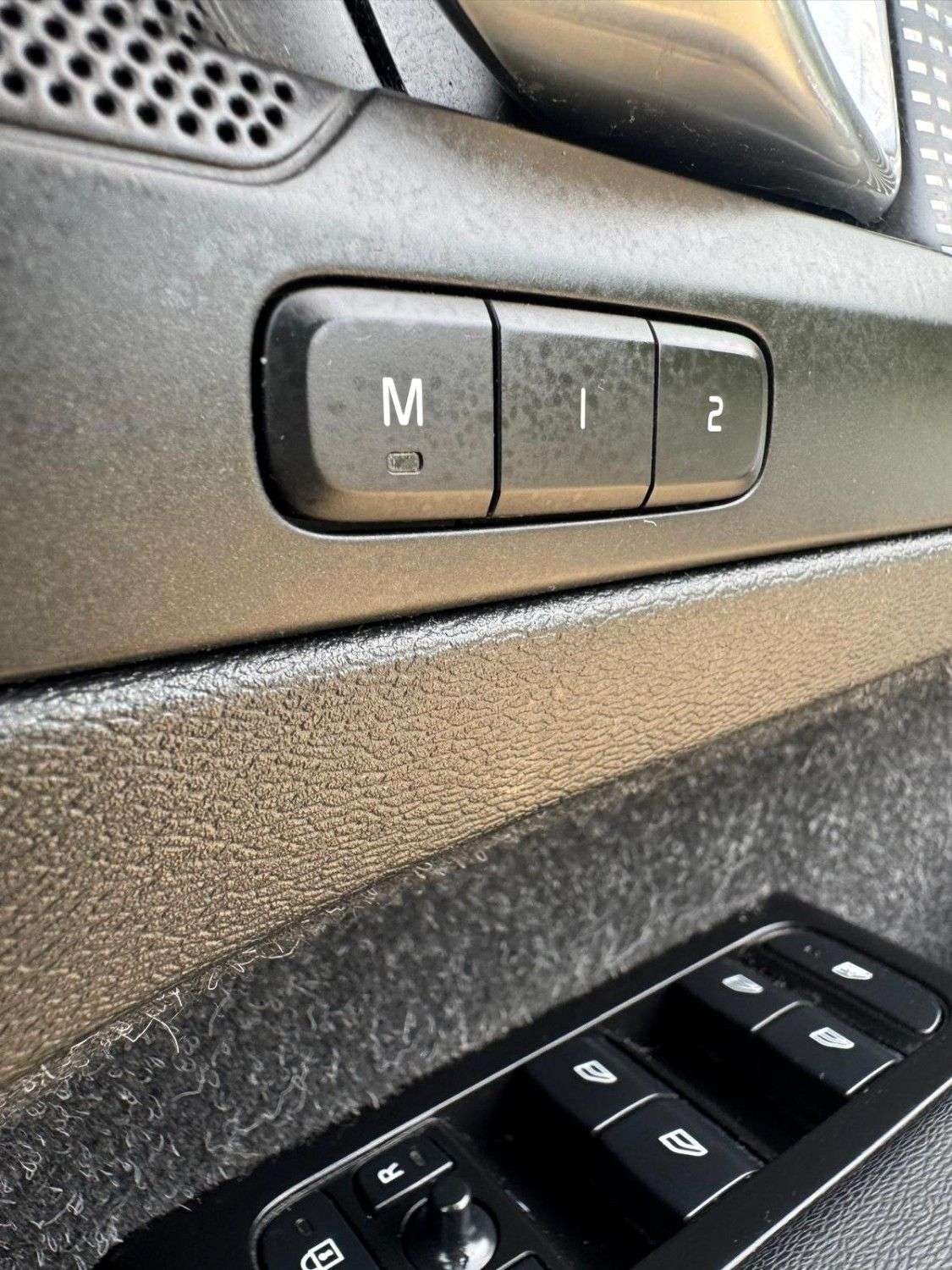 2021 VOLVO XC40 2021 VOLVO XC40