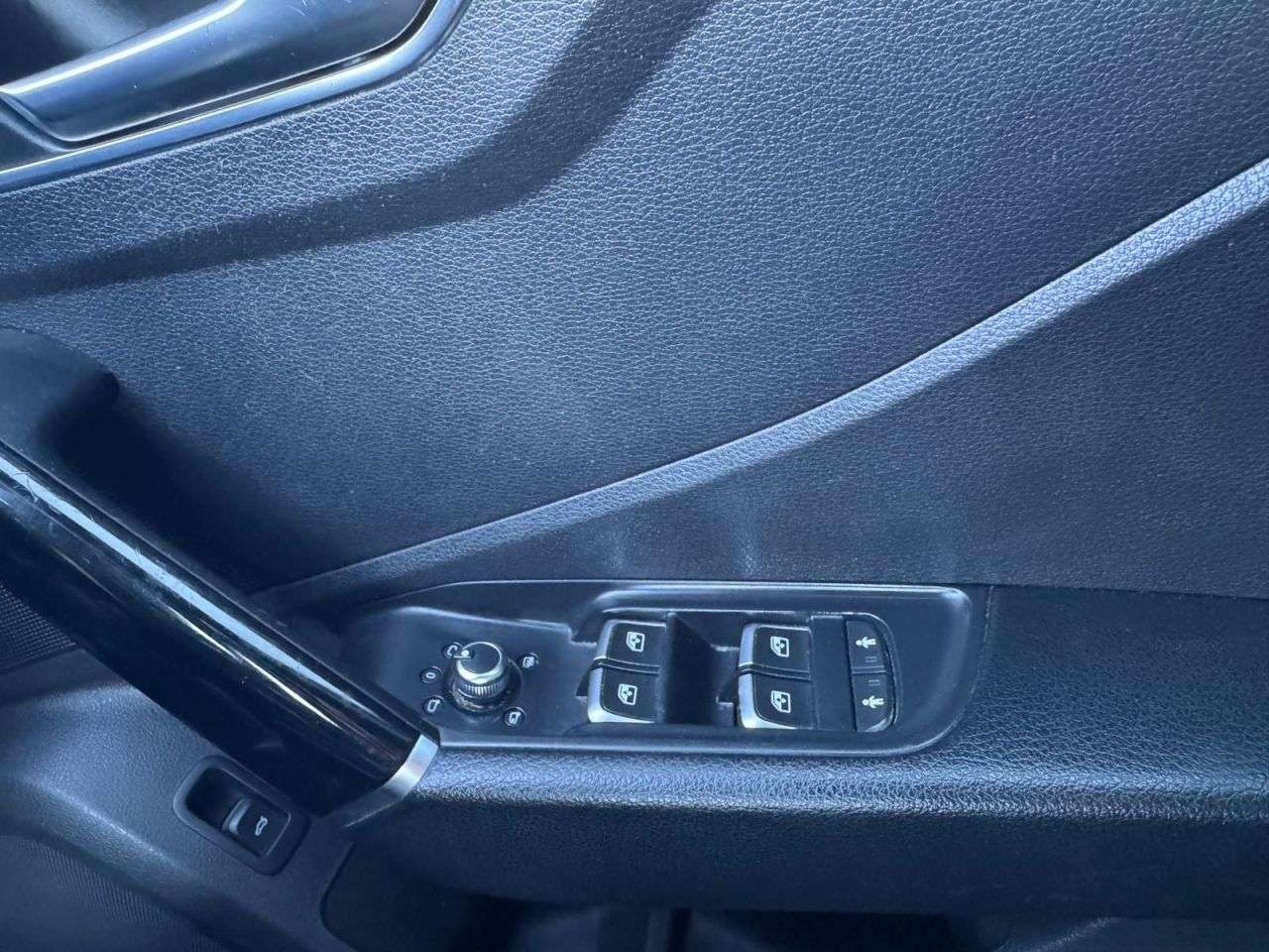 2020 AUDI Q2 2020 AUDI Q2