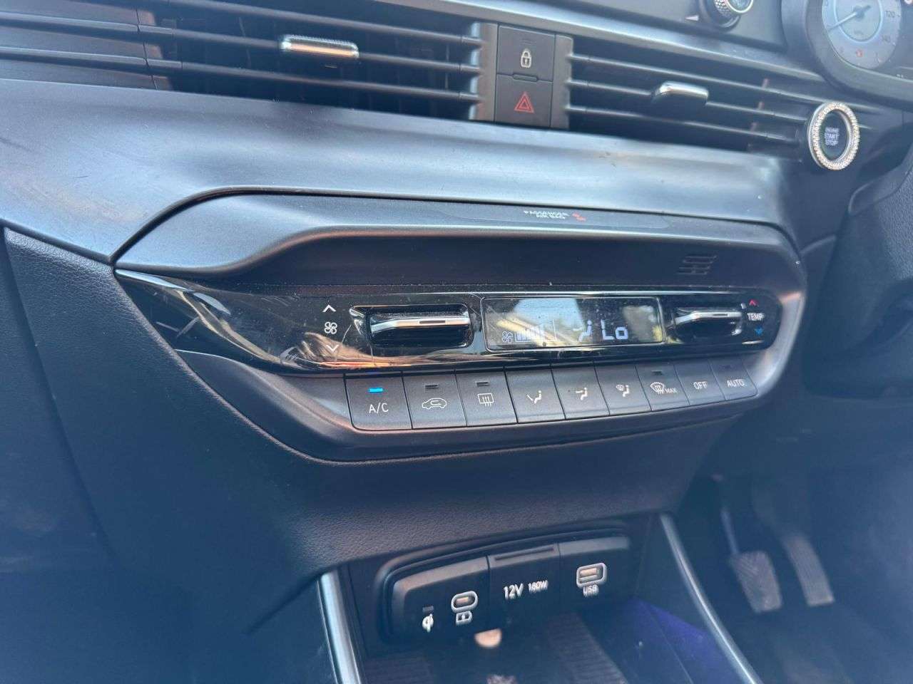 2024 HYUNDAI I20 2024 HYUNDAI I20