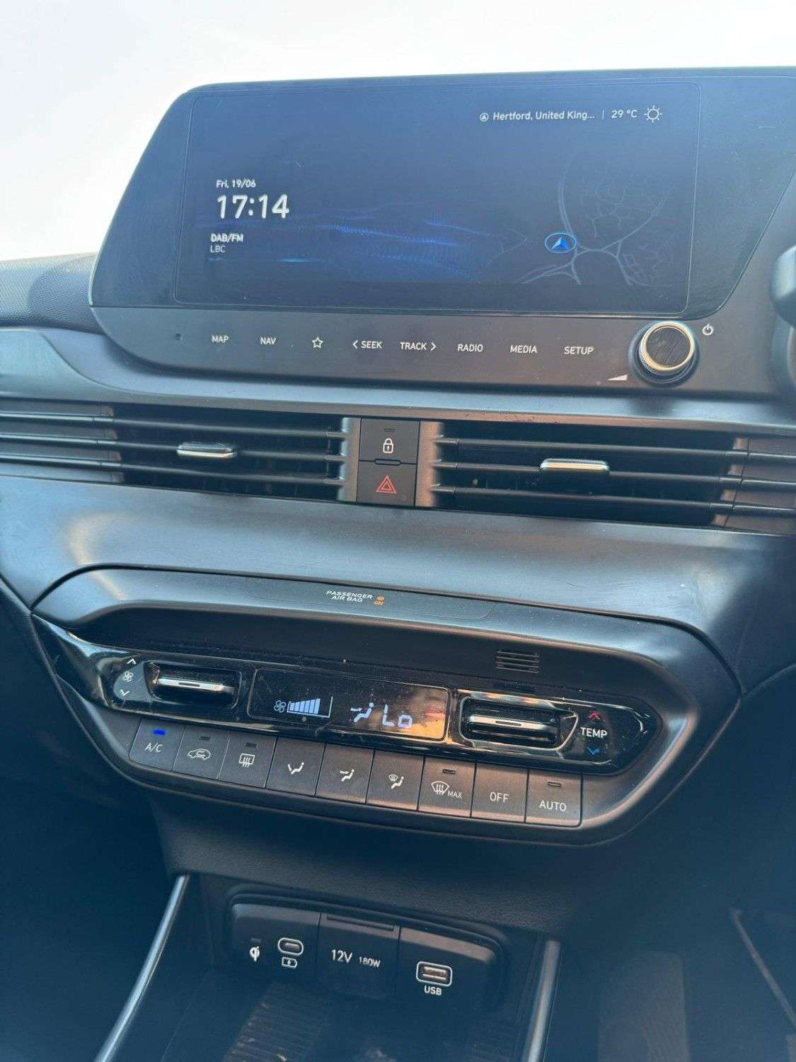 2024 HYUNDAI I20 2024 HYUNDAI I20