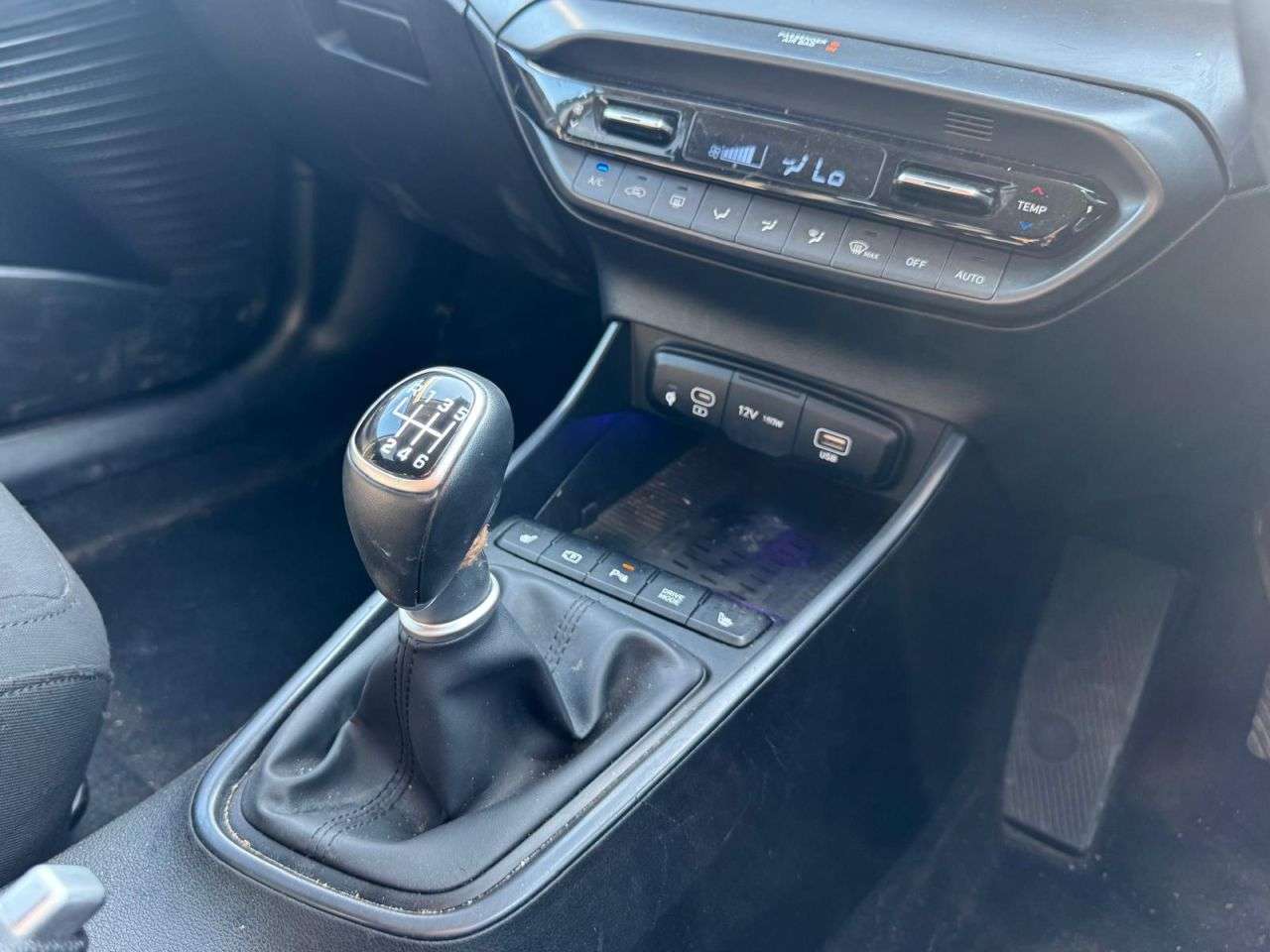 2024 HYUNDAI I20 2024 HYUNDAI I20