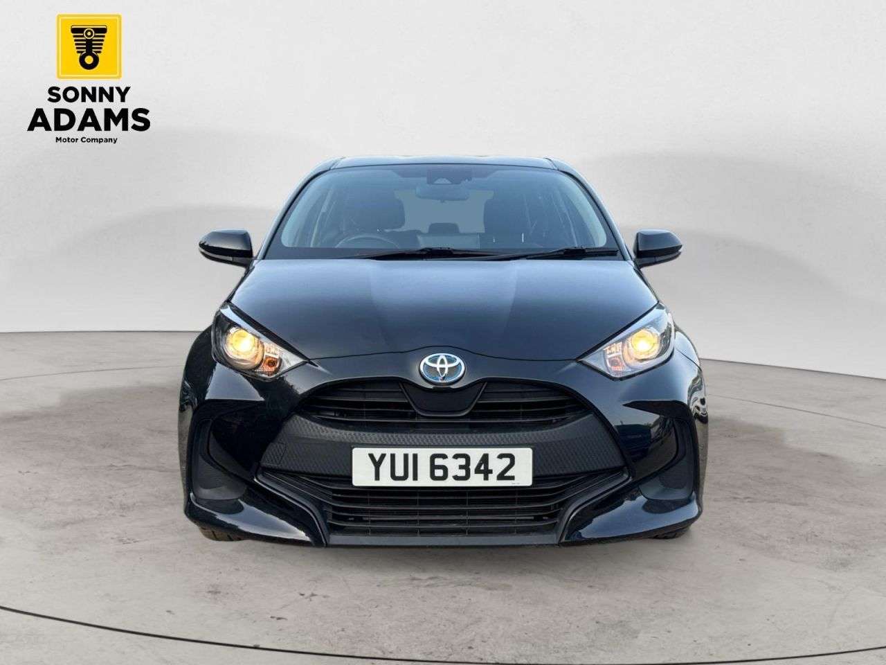 A 2023 TOYOTA YARIS 1.5 VVT-h Icon Hatchback 5dr Petrol Hybrid E-CVT Euro 6 (s/s) (116 ps) A 2023 TOYOTA YARIS 1.5 VVT-h Icon Hatchback 5dr Petrol Hybrid E-CVT Euro 6 (s/s) (116 ps)