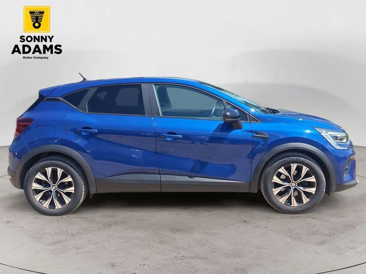 A 2023 RENAULT CAPTUR 1.6 E-TECH evolution SUV 5dr Petrol Hybrid Auto Euro 6 (s/s) (145 ps) A 2023 RENAULT CAPTUR 1.6 E-TECH evolution SUV 5dr Petrol Hybrid Auto Euro 6 (s/s) (145 ps)