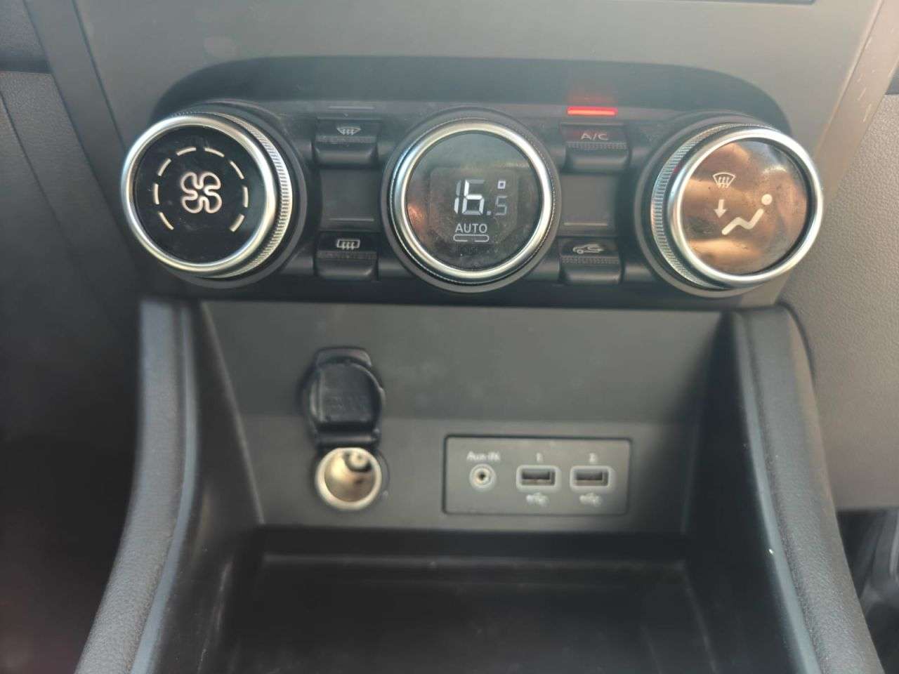 2023 RENAULT CAPTUR 2023 RENAULT CAPTUR