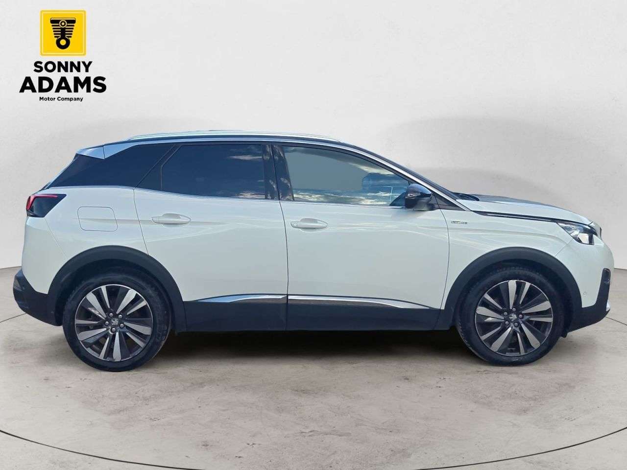 A 2018 PEUGEOT 3008 1.5 BlueHDi GT Line Premium SUV 5dr Diesel EAT Euro 6 (s/s) (130 ps) A 2018 PEUGEOT 3008 1.5 BlueHDi GT Line Premium SUV 5dr Diesel EAT Euro 6 (s/s) (130 ps)