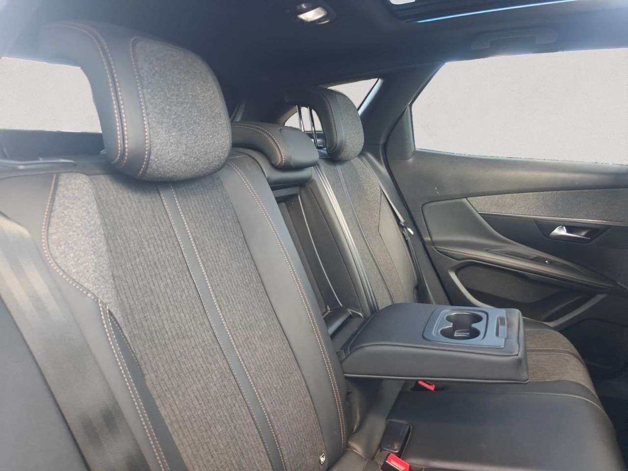 2018 PEUGEOT 3008 2018 PEUGEOT 3008