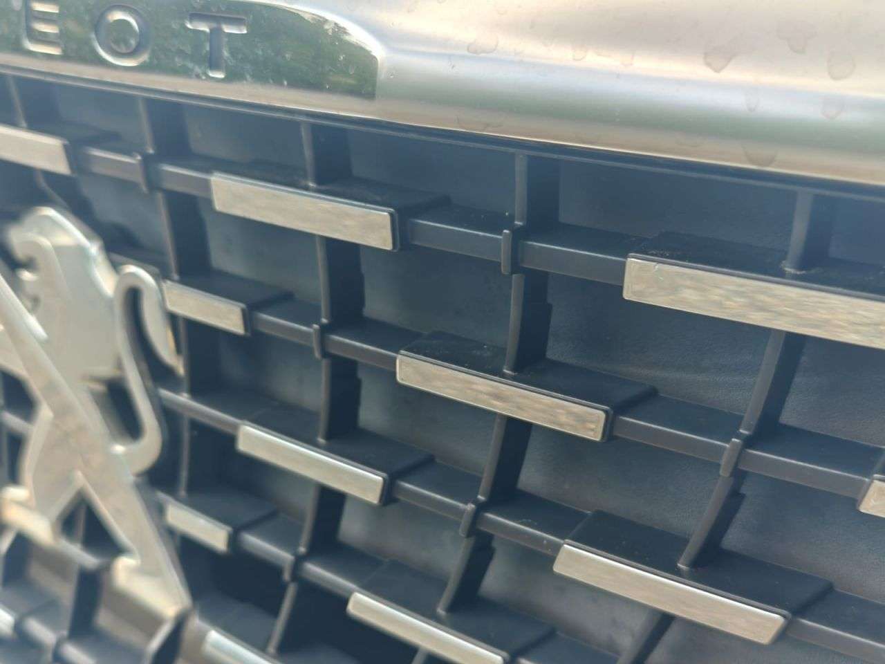 2018 PEUGEOT 3008 2018 PEUGEOT 3008